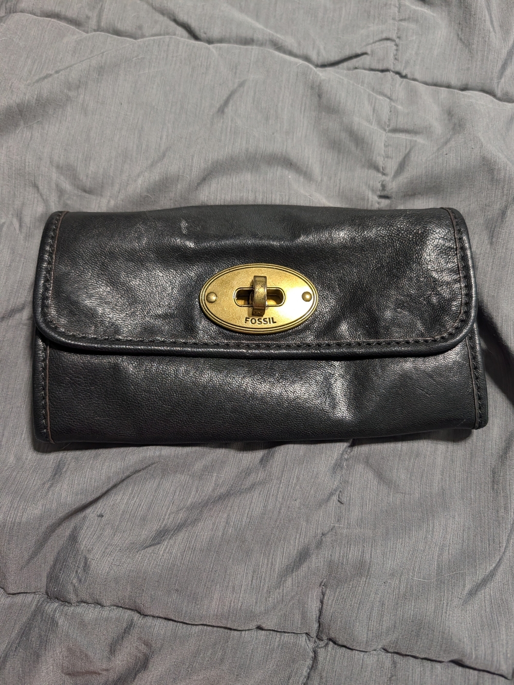 Fossil Black Leather Fold-Over Clutch Wallet with Gold Turnlock